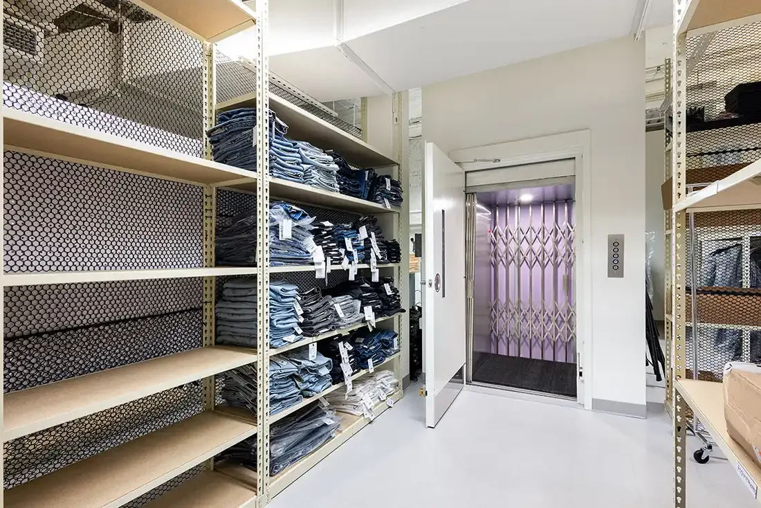 Vertical Material Handling Gallery